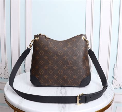 louis vuitton qatar bags prices|louis vuitton bag cost.